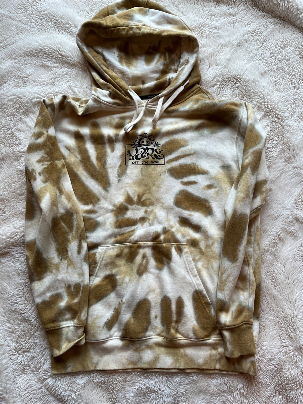 Vans Tie-Dye Pullover Hoodie in Khaki and White